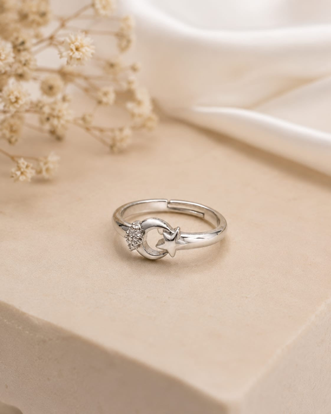 Luna Ring