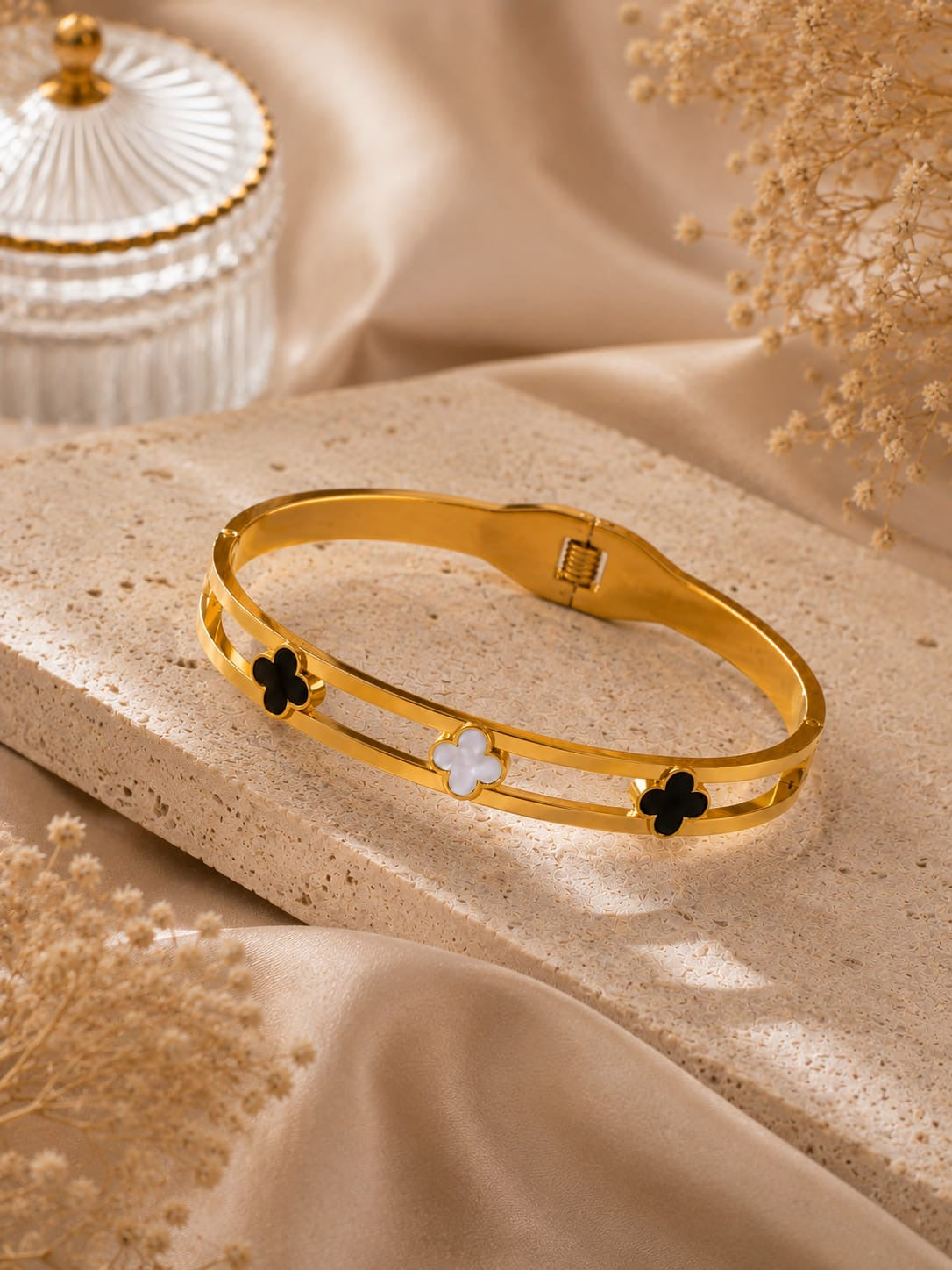 Trinity Clover Bracelet