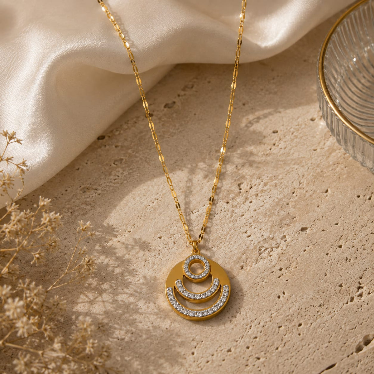 Aurelia Lunara Pendant