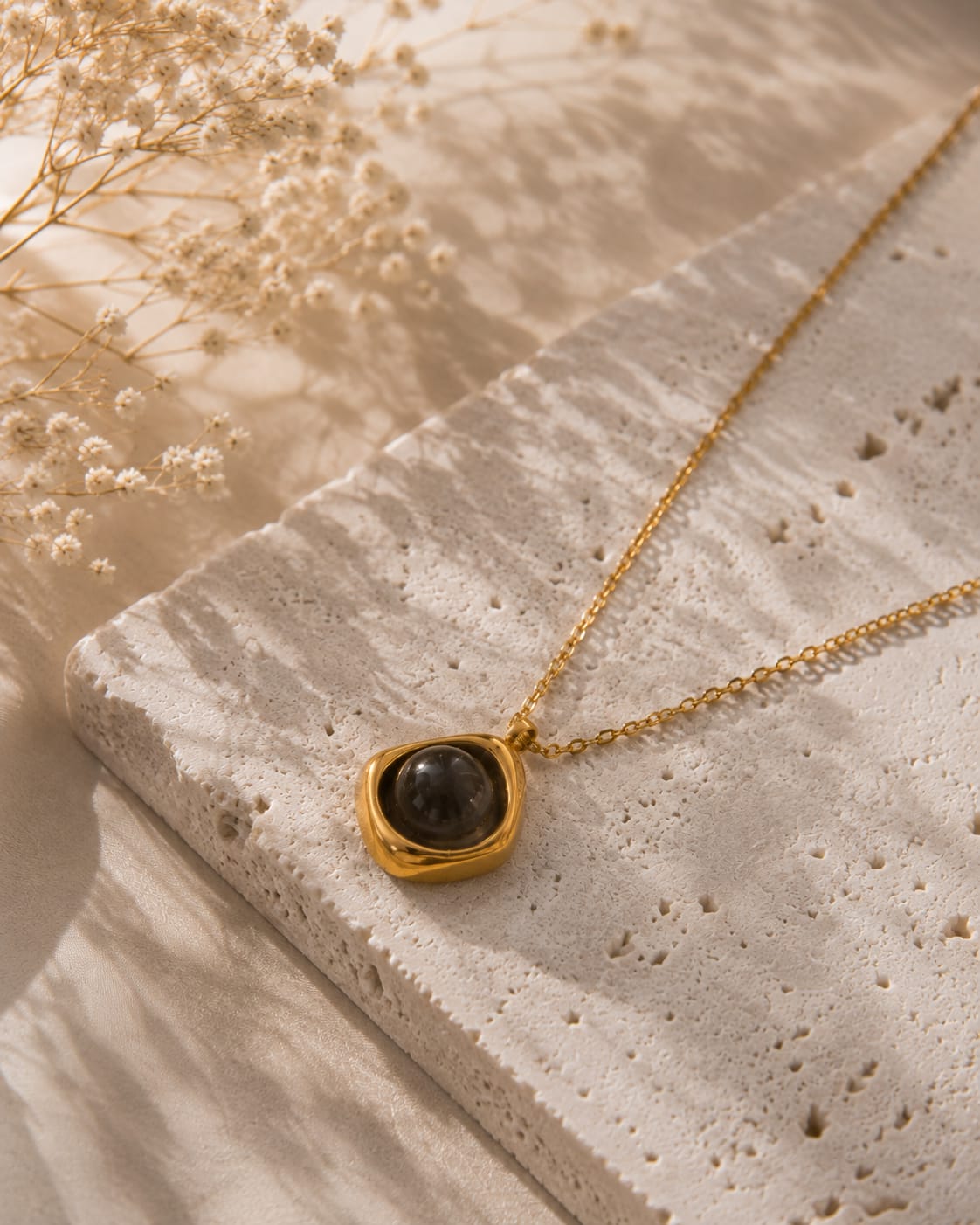 Aurelia Eclipse Pendant