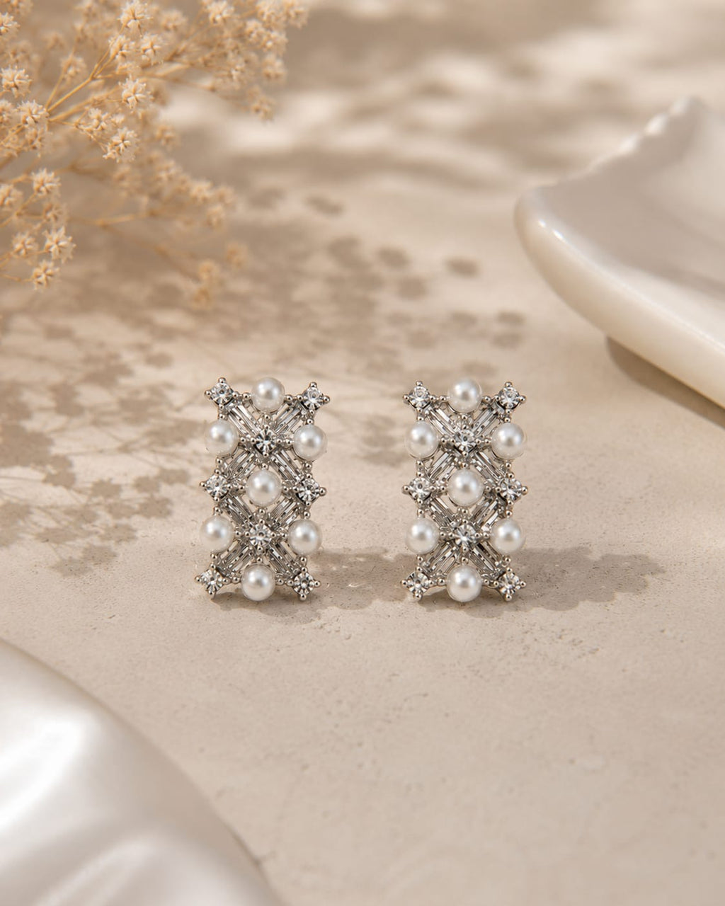 Avira Pearl Lattice