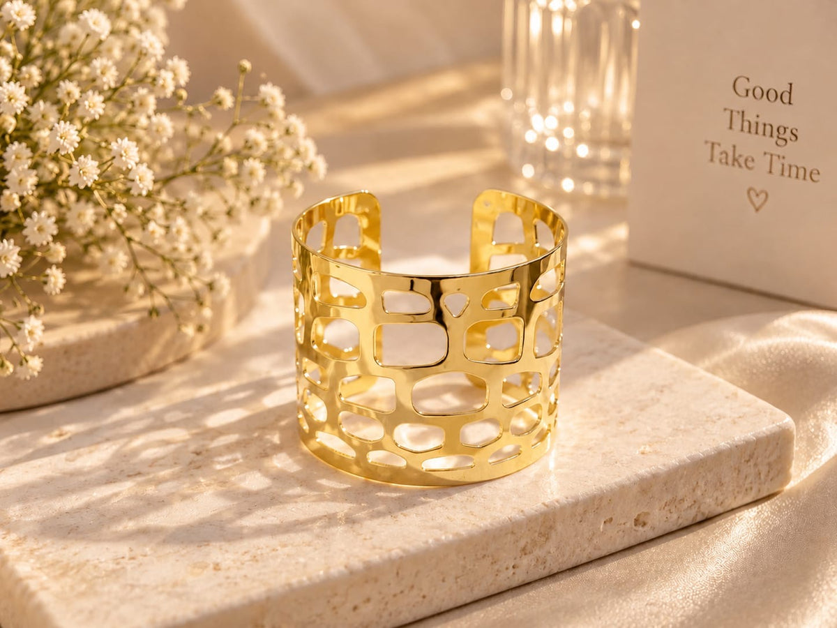 Aurelia Grid Cuff